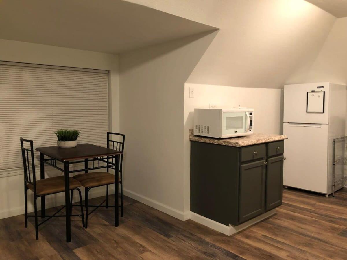 Unwind In A Bright Comfortable Apartment For 3 Πίτσμπουργκ Εξωτερικό φωτογραφία